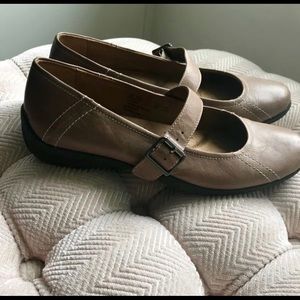 Natural Soul by Naturalizer